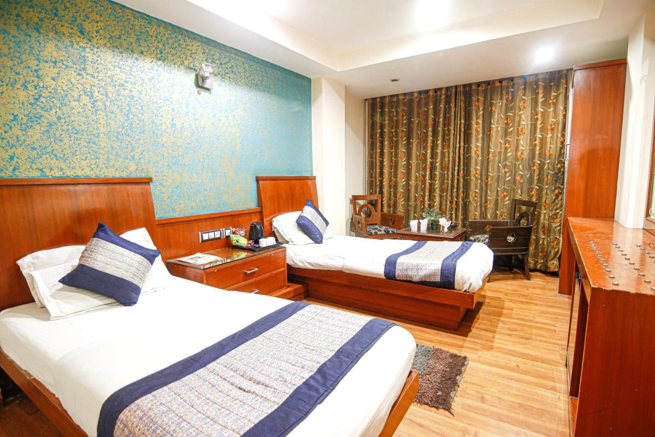 Hotel Shivdev International, Near New Delhi Railway Station Exteriör bild