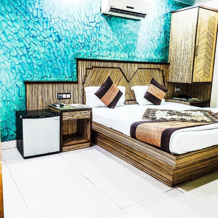Hotel Shivdev International, Near New Delhi Railway Station Exteriör bild