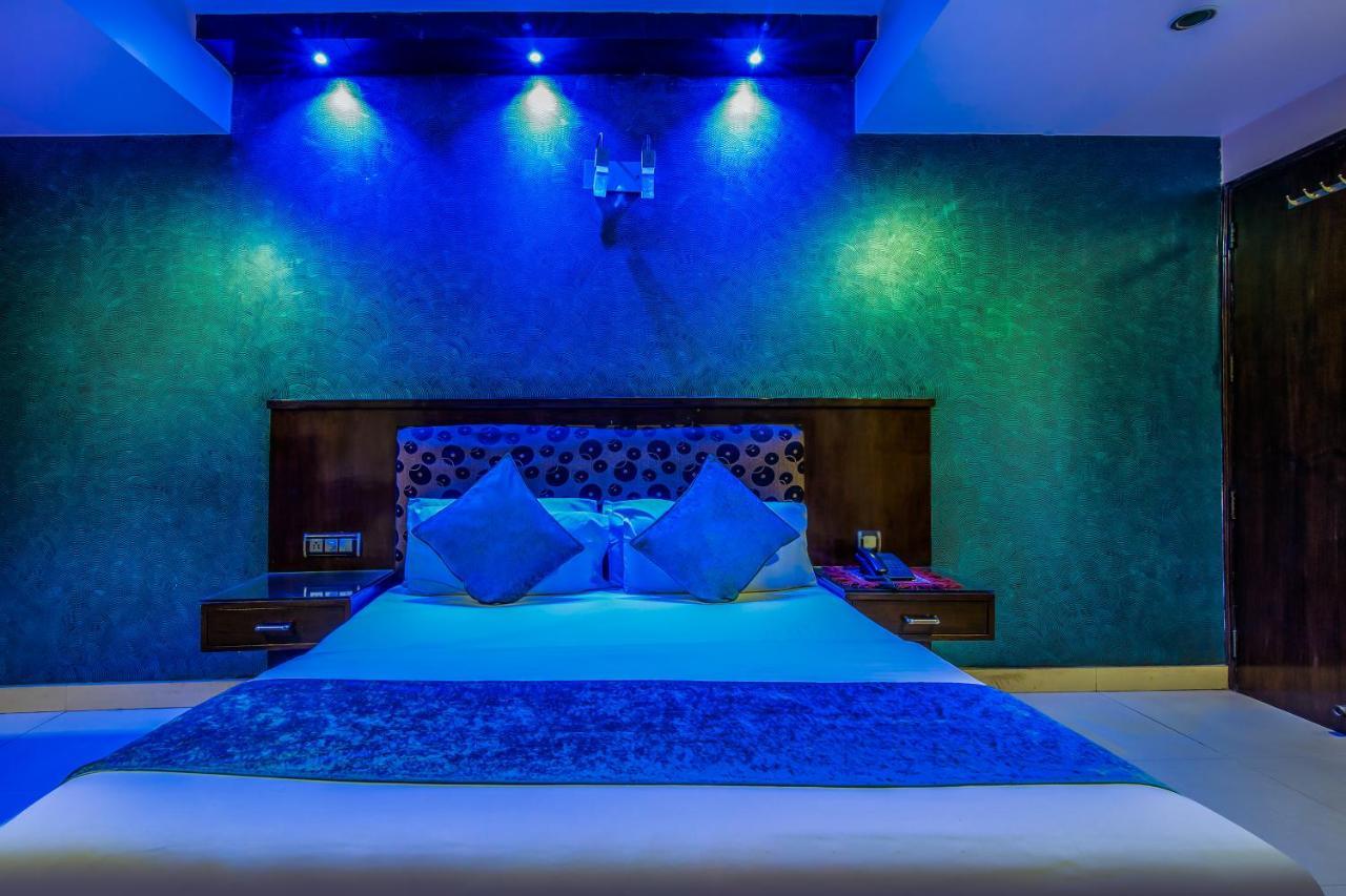 Hotel Shivdev International, Near New Delhi Railway Station Exteriör bild